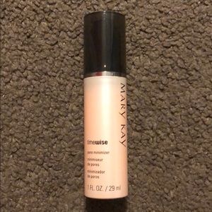 Mary Kay Pore Minimizer